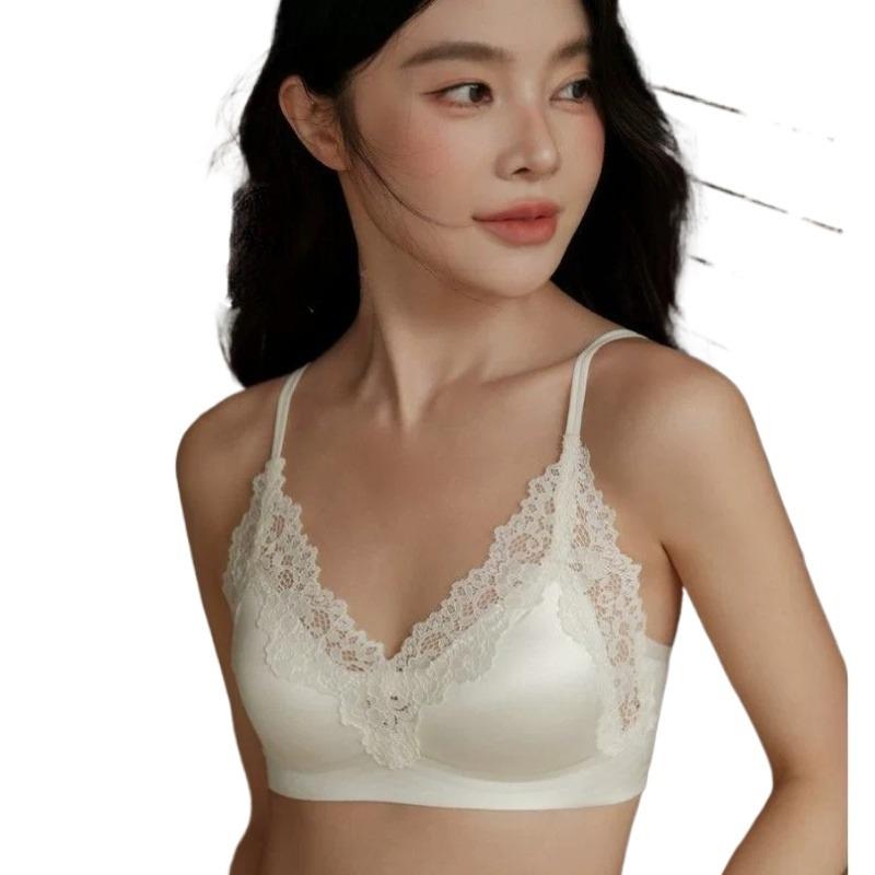 Bralette Wireless Soft - บราเล็ตไร้สายทรงสามเหลี่ยมสำหรับผู้หญิง, ผ้าซาตินลูกไม้ฝรั่งเศสที่ประณีต, บราดันทรงคอวีลึก, ควบคุมไขมันด้านข้าง, สวมใส่สบายในชีวิตประจำวัน
