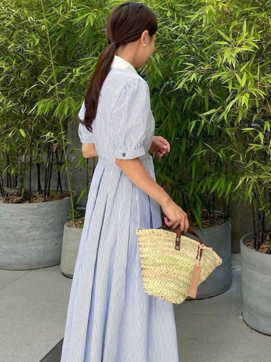 เดรสลายทางสไตล์เรโทรสุดหรู กระ - Corset Waist Cinch บทวิจารณ์และราคา