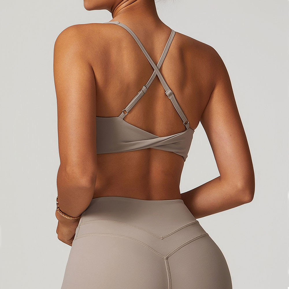 Juren สปอร์ตบราสปอร์ตบราแบบมีส - Push Up Bra Padded บทวิจารณ์และราคา